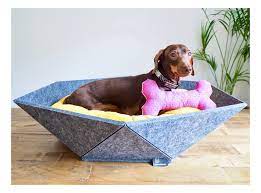 Find the best option for your dog — size, age, needs and more — with tips from experts and best dog bed for large dogs: Best Dog Beds 2021 Comfortable Beds For Large Medium And Small Dogs The Independent