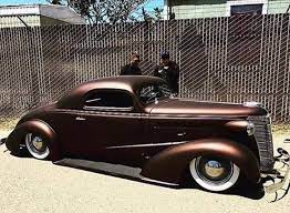Pin By Joellen Pennington On Classic Cars Classic Cars Trucks Hot Rods Old Classic Cars Classic Cars