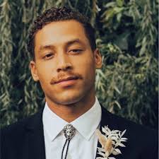 Congratulations to Davin Coutu, our amazing Bartender and FOH Shift Leader  at Oceanic Wrightsville, for winning the prestigious Tourism Star Award!