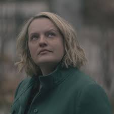 People, Elisabeth Moss just messaged me *sarcasm *. Just be aware and troll  them 🤣 *Bradley just messaged me, he finally came out of his shell 😂