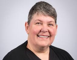 Lori Fraser's Instagram, Twitter & Facebook