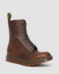 What's the difference between smooth leather and ripple leather? 1490 Ripple Leather High Boots Dr Martens