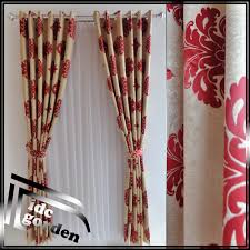 Gorden jendela ruang tamu, dengan bahan tipis menerawang, memberikan keminimalisan yang mempermanis ruang tamu. Jual Gorden Jendela Ruang Tamu Model Rumah Minimalis Motif Elegan Mewah Kai Merah L Kab Bandung Idc Gorden Tokopedia