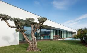 É um todo onde se inclui a igualdade de género e de oportunidades. Arouca House All Seeing Eye Filipe Xavier Oliveira Archello