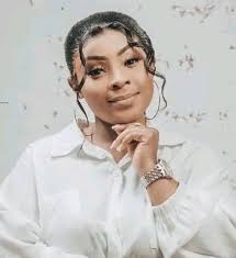 Woman with Terminal Cancer Pre-Plans Her Funeral