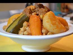 Couscous Algerien Algerian Couscous الكسكس الجزائري Mayaencuisine Youtube Food Fruit Cantaloupe