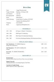  20 Contoh Cv Dan Cara Membuatnya Yang Mudah Menarik Dan Kreatif Merdeka Com Creative Cv Template Cv Kreatif Desain Cv