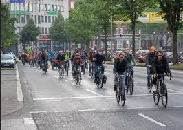200 Dortmunder Folgten Dem Aufruf Von Fridays For Future Radtour Fur Verkehrswende Dortmund City