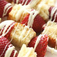 Strawberry Shortcake Shish Kabobs Six Sisters Stuff Shish Kabobs Recipes Honey Breakfast