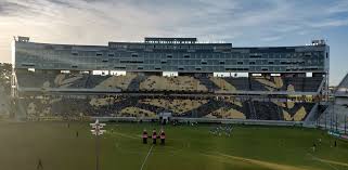 Tras la imagen inmortal de su recorrido cósmico, comienza el mito de la deidad maradoniana. Estadio Campeon Del Siglo Wikipedia La Enciclopedia Libre