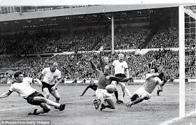 And he's caused england's third. England 4 2 West Germany 1966 World Cup Final Player Ratings Geoff Hurst And Alan Ball Star Ahead Of Franz Beckenbauer Daily Mail Online