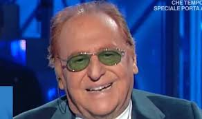Lorenzo giovanni renzo arbore (italian pronunciation: Renzo Arbore Tensione Col Padre Ecco Cosa Voleva