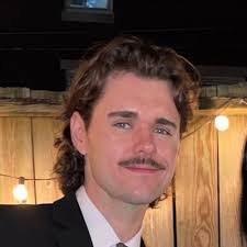 Chase Ennis's Instagram, Twitter & Facebook