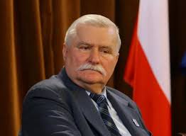 After working as a car mechanic and servind two years in the army. Lech Walesa Na Podkarpaciu Biznes I Styl