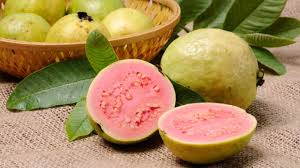 Tetapi, cara memakannya jauh lebih praktis daripada jambu biji lainnya. Irish Bella Keguguran 4 Manfaat Makan Jambu Biji Untuk Jaga Kandungan