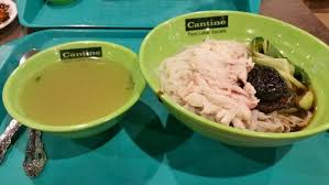Shredded Chicken With Mushroom Green Vegetables Flat White Noodle Soup With Images Food Mushroom Chicken Shredded Chicken