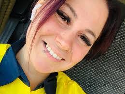 Danielle Cahill's Instagram, Twitter & Facebook