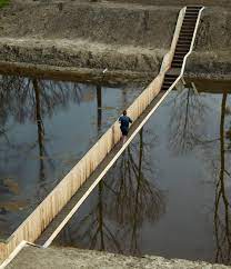 Het doel van deze verdedigingslinie was helder: Moses Bridge Ro Ad Architecten Archdaily