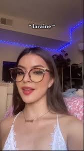 Juliet Newell's Instagram, Twitter & Facebook