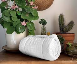 The beautiful cotton weave is soft on the skin with a breathable comfort that helps to relax the senses. Organic Cotton Waffle Blanket White Waffle Blanket King Size