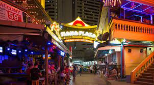 Dunia malam di thailand yang penuh dengan sensasi hiburan untuk para wisatawan mancanegara yang berkunjung ke negeri gajah putih ini.dunia malam thailand lai. Inilah Wisata Dunia Malam Terbesar Di Bangkok Dbasia Club