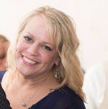 Melissa Wickens's Instagram, Twitter & Facebook