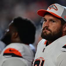 Denver Broncos plan to sign DL Matt Henningsen to practice squad