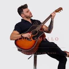 Non lo vedevo da 4 anni, ha raccontato la modella nella casa. Lucas Mello Home Facebook