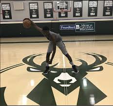 His parents are from different nigerian ethnic groups—charles was yoruba, and veronica is igbo. Giannis Antetokounmpo S Brother Has 7 Foot 2 Wingspan At 15 Years Old