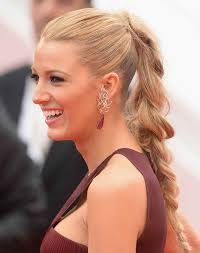 40 Easy Summer Hairstyles to Try in 2022