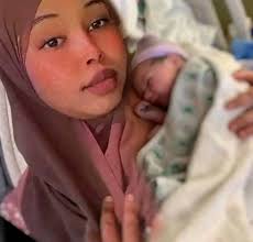 2 sano ka hor maanta oo kale waxa Alle hadiyad iiga dhigey curadeydii ugu  horeysey balse waxa alle qadarey in uu isla asiga iga jeclaado  Alxamdulillah 🤲🥺 runtii aad baan u dhararayey