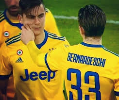 Black And White And Read All Over Juventus Awww Bernardeschi Dybala 33 10 Juventus Calciatori Calcio Juventus