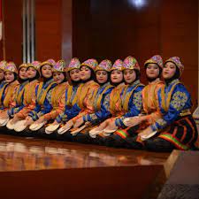 Gambar pola lantai lingkaran gambar pola lantai horizontal gambarkan macam macam pola lantai garis lurus gambar pola lantai zig zag gambar gambarlah pola lantai yang terlihat dari gambar dua tarian pada teks tersebut. Macam Macam Pola Lantai Seni Tari Pengertian Dan Unsurnya Hot Liputan6 Com