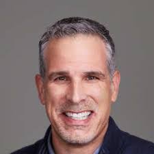 Chris Simard's Instagram, Twitter & Facebook