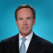 Robin Lyle's Instagram, Twitter & Facebook