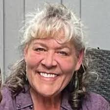 Tracy Demers's Instagram, Twitter & Facebook