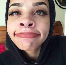 Instagram Aneia Pinterest Filthyannieky Nose Piercing Cute Piercings Septum Piercing Jewelry