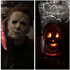 My name is mango and ready for Halloween 🎃