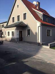 Der aktuelle durchschnittliche quadratmeterpreis für eine wohnung in sonneberg liegt bei 6,07 €/m². Haus Zum Verkauf 96515 Sonneberg Mapio Net