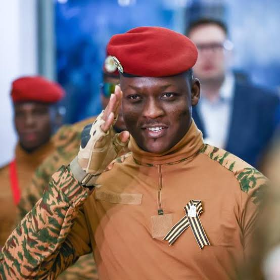 Au Burkina Faso, la brouillonne révolution du « camarade président » Ibrahim Traoré