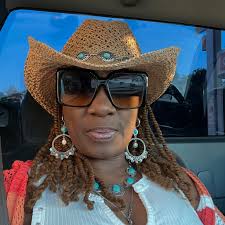 Major Accident (Johnson County) Grandview FD, PD, and CareFlite ground EMS  are working a major accident involving a person that was struck by a  vehicle against a building in the 1000 block