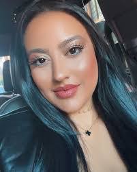 Purva Bhatt's Instagram, Twitter & Facebook