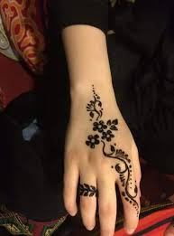 Pin By Angelina On Myenh I Henna Tattoo Designs Simple Simple Henna Tattoo Henna Tattoo Designs Hand