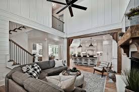With a bit of vision and the right team assembled, the homeowners saw great possibility and the creativity began to flow. 20 Modern Craftsman Style House Interior Magzhouse