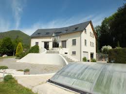 Heches A Midi Pyrenees Pyrenees Vue Epoustouflante Belle Maison 8 Pieces Lumineuse Piscine Chauffee Jardin Potager Sur 7800m Maison Style Maison Piscine