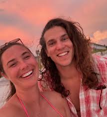 Last trip to Tampa Bay before the bebé heads our way. ☀️🌊