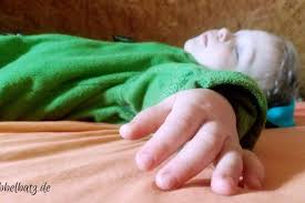 Die erste trotzphase kann durchaus mit zwei jahren, also im kleinkindalter, beginnen und bis zum sechsten lebensjahr andauern. Rubbelbatz Trotzphase Die Wut Beginnt Eltern De