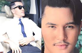 Ini adalah latar belakang dari makalah mengukur tekanan hidostatis menggunakan pesawat hartl. Biodata Dan Latar Belakang Usahawan Kosmetik Aliff Syukri Iluminasi