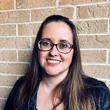 Shaunna Heath's Instagram, Twitter & Facebook