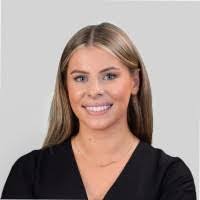 Danielle Cozza's Instagram, Twitter & Facebook